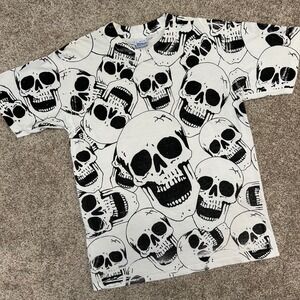 Vintage Skulls All Over Print AOP Tshirt Salem Sportswear Size Large USA 90s